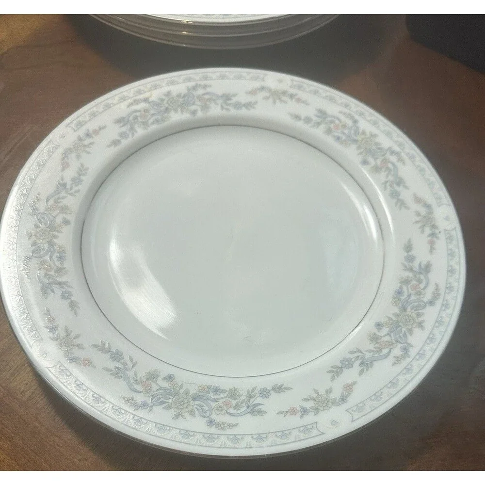 Vintage Somerset By Excel Set of 4 Dinner Plated Pink Blue Floral Silver Trim
